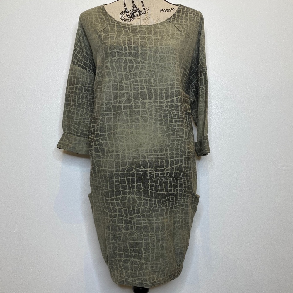 Wi & co Made in Spain short sleeve sweater dress Medium M